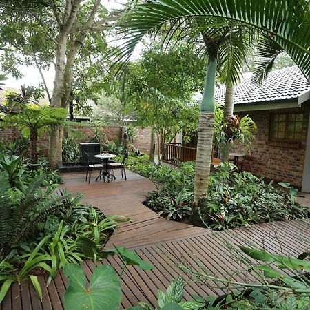 Rhino Coast Guesthouse St Lucia Exterior photo