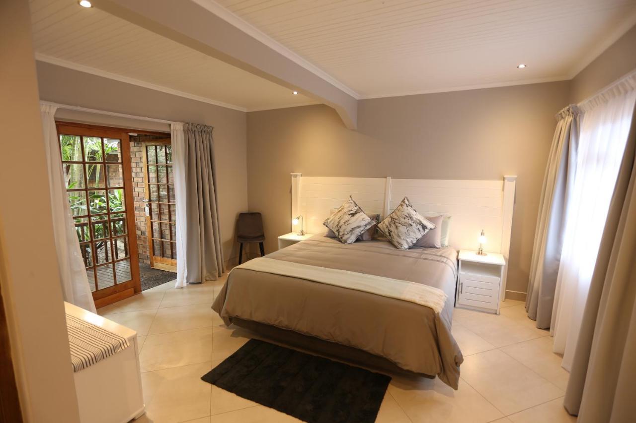 Rhino Coast Guesthouse St Lucia Exterior photo